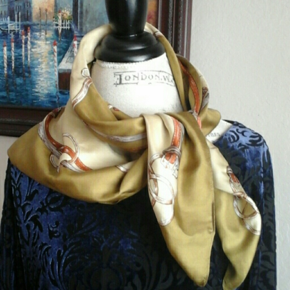 100%  Silk  Reine Seide Scarf. 20% on BUNDLES of 2 listings.